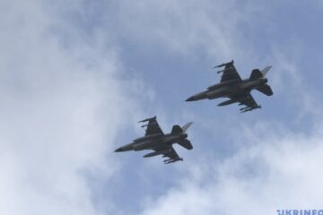 Netherlands, Romania to train Ukrainian F-16 technicians