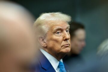 Trump to speak with Zelensky and Putin on Monday