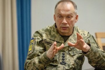 CinC Syrskyi briefs EU Military Committee Chairman on frontline situation, AFU reforms