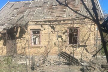 Four injured as Russians shell Nikopol and three communities in Dnipropetrovsk region