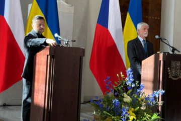 Zelensky: Ukraine may receive 1.8 million shells this year through Czech initiative