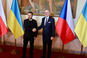 Zelensky starts talks with PM Fiala in Prague