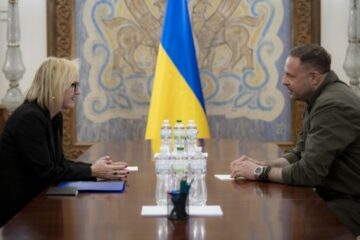 Yermak meets with U.S. Chargé d’Affaires to Ukraine