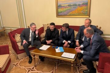 Zelensky, four European leaders discuss peace efforts with Trump