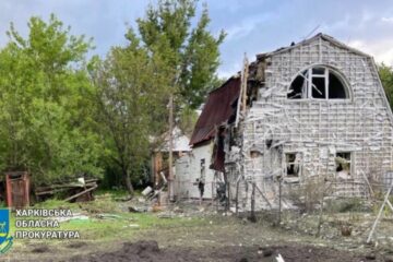 Enemy launches air strike on Kupiansk-Vuzlovyi, injuring civilian