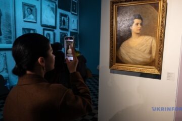 Stolen WWII painting “Female Portrait” returned to National Art Museum of Ukraine