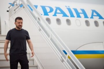 Zelensky arrives in Albania