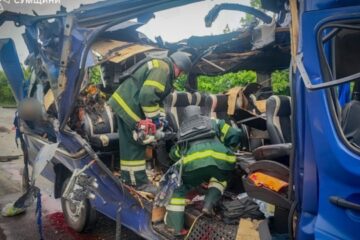 Drone strike on bus in Sumy region: Nine dead, injury toll rises to seven