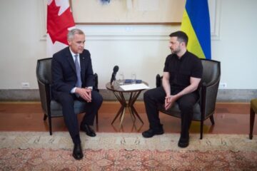 Zelensky, Carney discuss bilateral cooperation, ceasefire, pressure on Russia