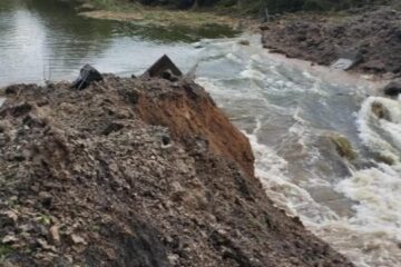Russian attacks damage hydraulic structures in Sumy region
