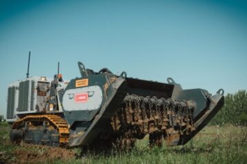 Ukrainian manufacturers unveil HART 5100 mine clearing vehicle