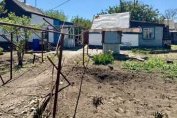 Russian artillery strike on village in Zaporizhzhia region leaves civilian wounded
