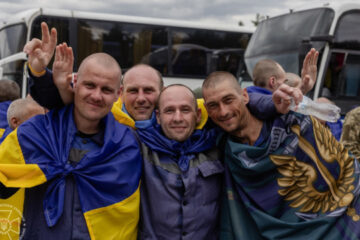 Budanov shares video of Ukrainian defenders returning from Russian captivity
