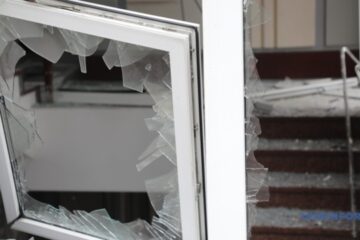 Enemy strikes Sloviansk with Shaheds at night, damages lyceum