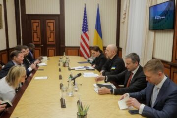 Shmyhal, US senators discuss strengthening sanctions against Russia, Ukraine’s needs