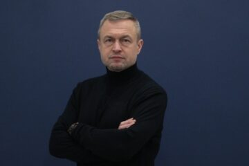 Mykhailo Samus, defense and policy analyst