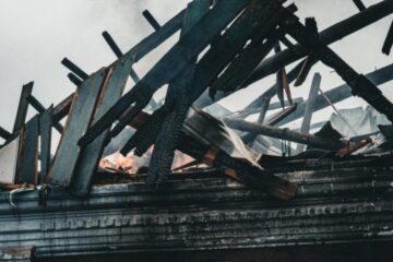 Russians launch airstrikes at frontline settlements in Zaporizhzhia region, causing destruction