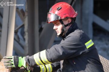 Body recovered from rubble in Chernihiv after Russian attack