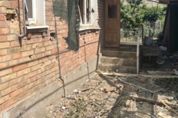 Russian forces shell Dnipropetrovsk region, injuring two civilians