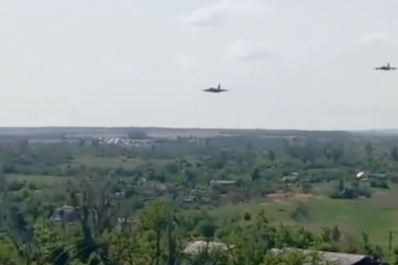 Possible friendly fire: Russian Su-25 shot down in Donetsk region