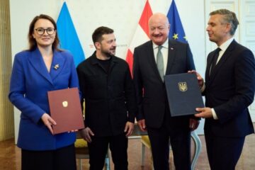 Ukraine, Austria sign five documents, including on return of children from Russia