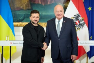 Zelensky, Stocker talk strengthening Russia sanctions