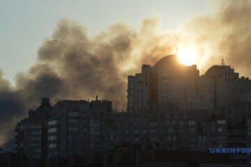Fires from massive Russian attack extinguished in Kyiv