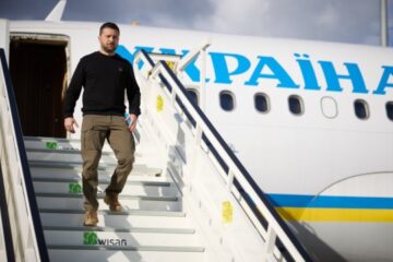 President Zelensky arrives in UK