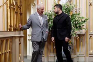 Zelensky meets with King Charles