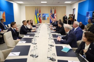 Zelensky talks defense strengthening with Leaders of Sweden, Denmark, Norway, Finland