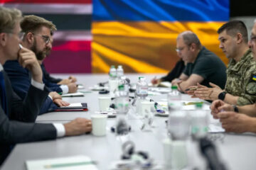 MoD Ukraine discusses army needs with Norwegian delegation