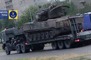 Significant movement of enemy armor and troops observed in Mariupol
