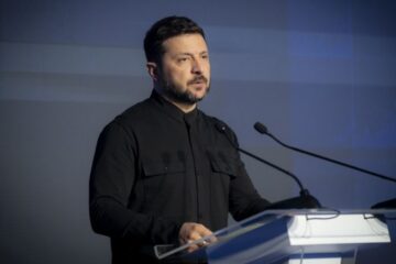 Zelensky calls on international partners to limit AI tech exports to Russia
