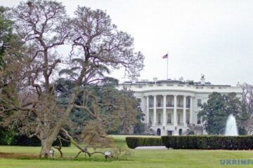 White House clarifies temporary pause in US military aid to Ukraine