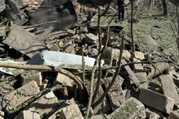 Eight killed, eleven injured in Russian strikes on Donetsk region in past day