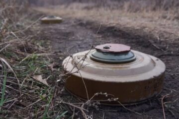 Kremlin to involve Laotian engineering troops in mine clearance in Kursk region – HUR