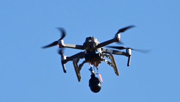 Russian drone strikes car in Kharkiv region, injures married couple