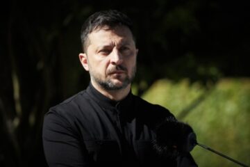 Zelensky discusses Ukraine support, Special Tribunal with Italian President