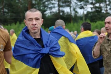 Ukraine brings home more prisoners in latest exchange with Russia