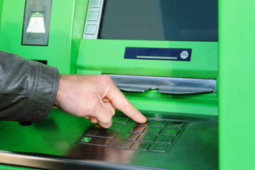 Russian fake: Ukrainian ATMs seizing men’s bank cards to make them visit military enlistment offices