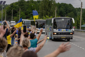 SBU releases exclusive footage of prisoner exchange