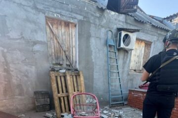 Two civilians killed, four wounded in Russian attacks on Donetsk region over past day