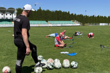 Rehabilitation project through amputee football for Ukrainian veterans launched in Poland – Consul General