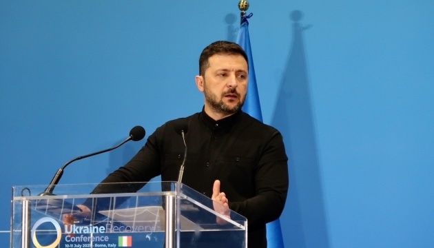 Zelensky: Russia plans to spend $300 billion on the war next year