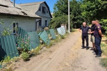 Consequences of attack in Kirovohrad Region: Damaged houses and lyceum