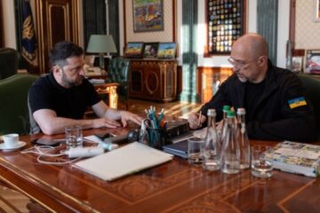 Zelensky announces “substantial governance transformation” after meeting with Prime Minister