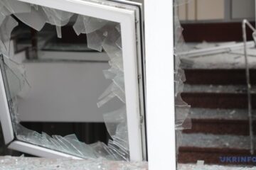 Russia strikes Sumy again, medical facility hit, one injured