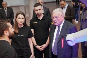U.S. Envoy Kellogg views Ukrainian drone innovations