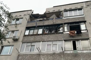 Massive Russian attack on Pavlohrad: fire station, enterprises, apartment building damaged