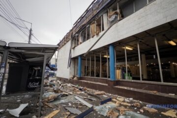 Lukianivska metro station closed for entry and exit after Russian attack on Kyiv